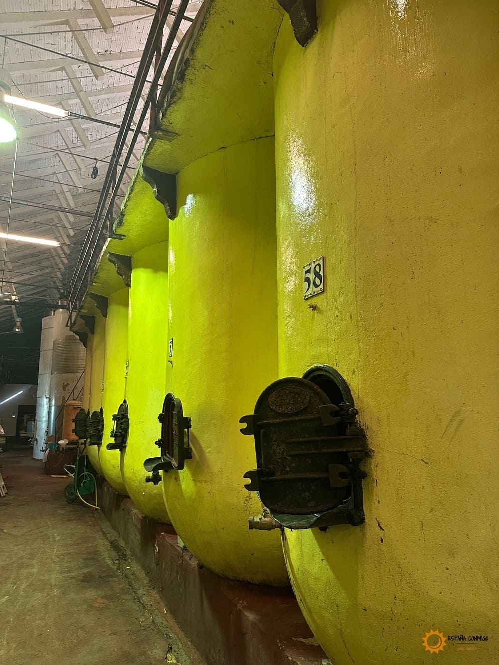 Visita guiada en la Bodega Cristo de Humilladero